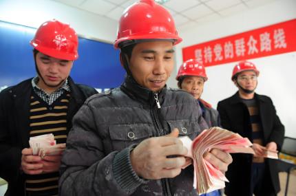 2025年拖欠农民工工资不给怎么办最有效的方法